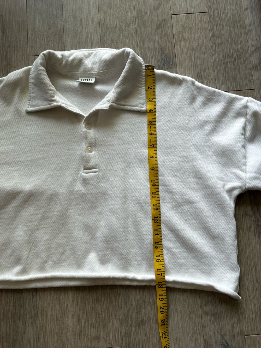 Sunday Best White Cropped Polo Sweatshirt Size Medium - Picture 6 of 7
